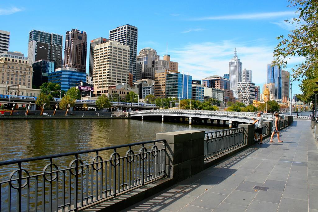 Readyset Apartments At Liberty Melbourne Exterior foto