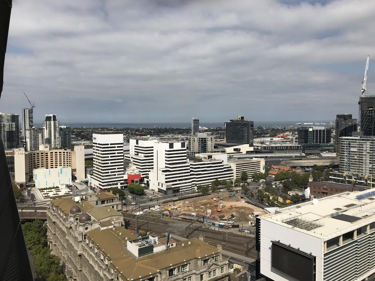 Readyset Apartments At Liberty Melbourne Exterior foto